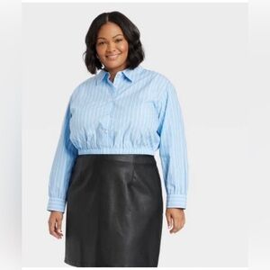 New! Womens cropped striped button down top blue size 1X